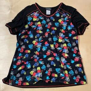 Runway by Cherokee Scrub Top Large (IW)